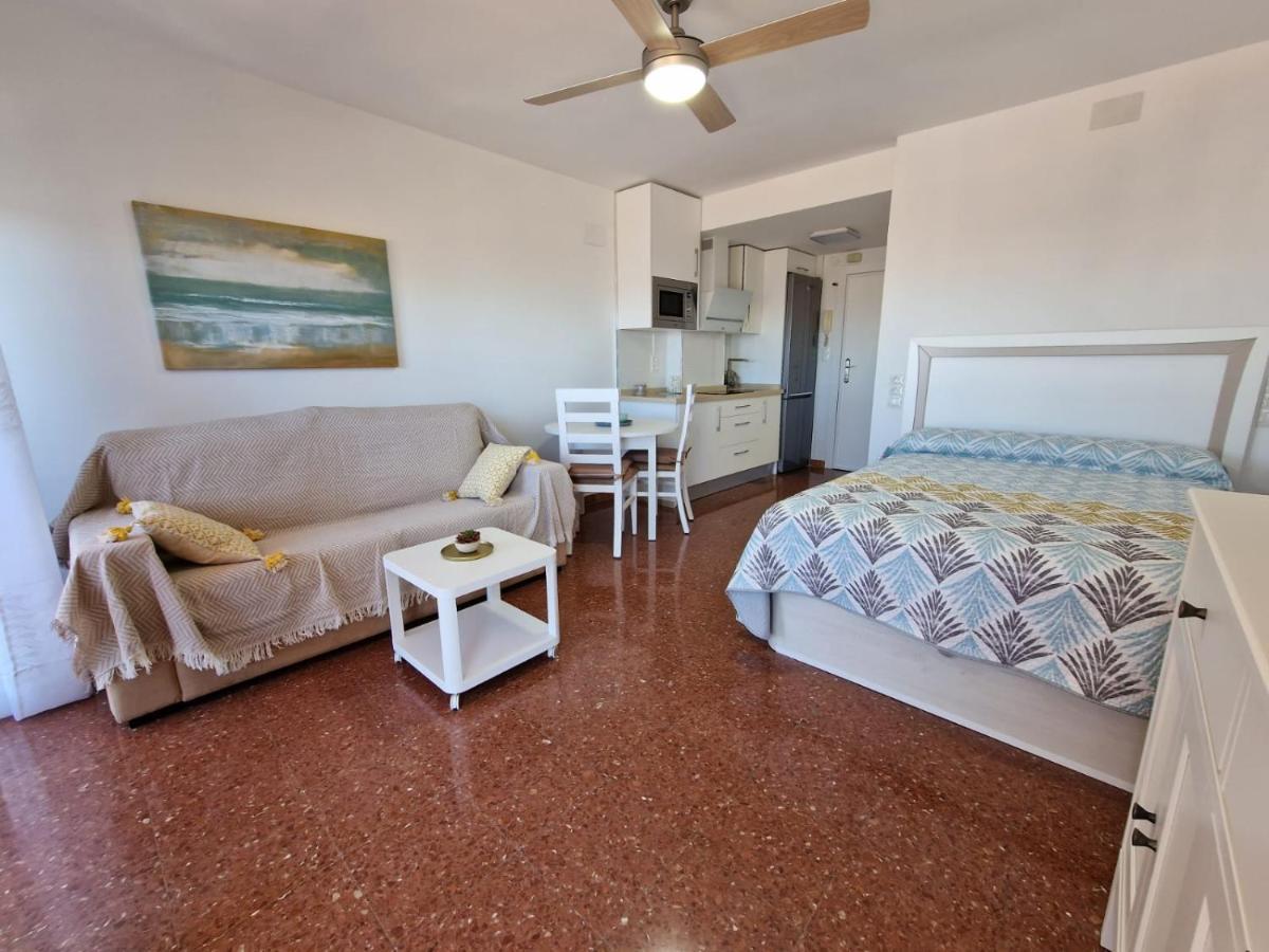 Apartamento Sereva Plazamar Torre Del Mar Eksteriør bilde